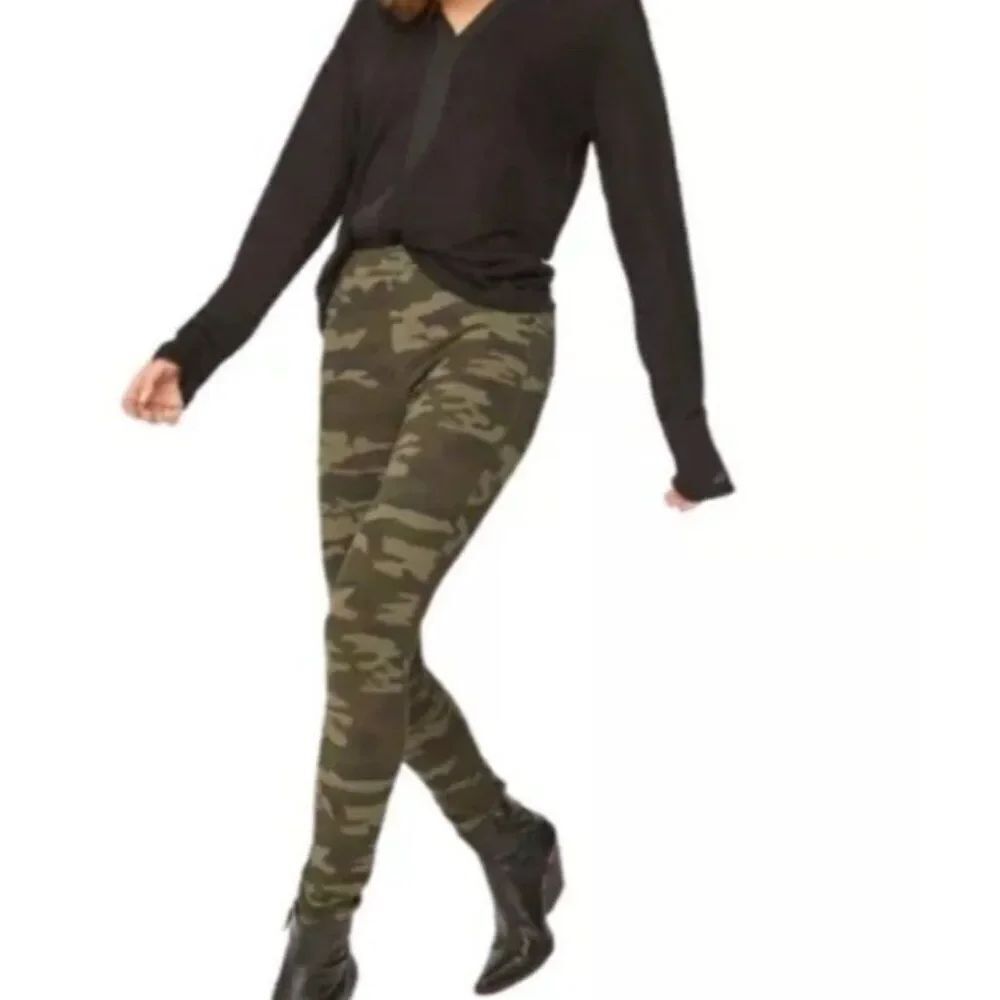 Sanctuary Small Camo Leggings Jeggings Green Black Camo Pull On Pants NWT